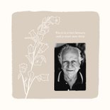 Beige rouwkaart bedankt met lijntekening bloem 2