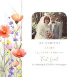 Botanische jubileumkaart met aquarel gemengde wilde bloemen 2