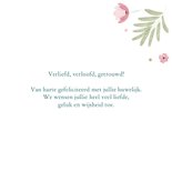 Felicitatiekaart huwelijk met getekende bloemen 3