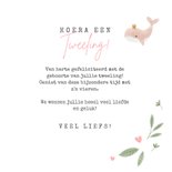 Felicitatiekaart voor een tweeling met walvissen en hartjes 3