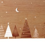 Houtlook kerstkaart stijlvol artistiek getekende kerstbomen 2