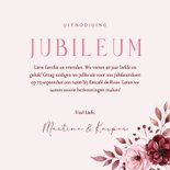 Jubileum uitnodiging roze met aquarel bloemetjes 3