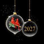 Kerstkaart glazen kerstballen op zwart met jaartal 2