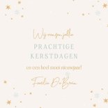 Kerstkaart jaartal als pakjes diertjes op weg naar kerstboom 3