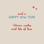 Kerstkaart kabouter draagt hart 3