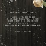 Kerstkaart label op hout en sneeuw 3