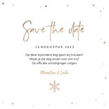 Kerstkaart save the date goud confetti sneeuwvlokken foto 3