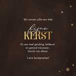Kerstkaart stijlvol bruin met sneeuwvlokjes goud 3