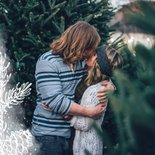 Kerstkaart vierkant wit dennentakje met foto achtergrond 2