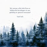 Kerstkaartje donkerblauw met kerstbomen landschap liefdevol 3