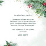 Kerstkaartje met hulst in hoekjes en takjes en twee foto's 3