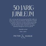 Klassieke uitnodiging jubileum typografisch donkerblauw 3