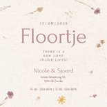 Lief geboortekaartje met gedroogde bloemen beige 3