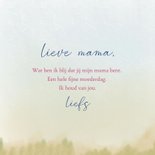 Moederdagkaart voor de liefste mama met bloemen 3