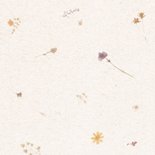 Save the date kaart met geperste bloemen en papier textuur Achterkant