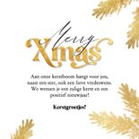 Sfeervolle kerstkaart merry xmas kerstballen takken goud  3