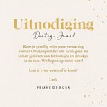 Stijlvolle beige uitnodiging verjaardag feestje met foto's 3