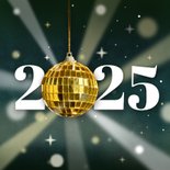 Trendy foliedruk kerstkaart met een discobal- stralend 2025 2