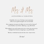 Trouwkaart mrs. & mrs. eucalyptus met gouden hartjes 3