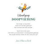 Uitnodiging doopviering met veren bloemenkrans en vogel 3