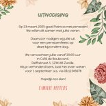 Uitnodiging pensioenfeest wegwijzers hout bloemen 3