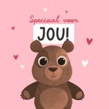 Valentijnskaart knuffelbeer dikke knuffel hartjes roze 2