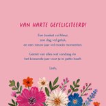 Verjaardagskaart kleurrijke bloemen in vaas op roze  3