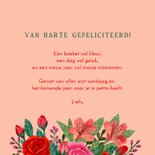 Verjaardagskaart kleurrijke rode en roze bloemen op vaas 3