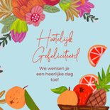 Verjaardagskaart vrouw met zonnebril fruit en ballon 3