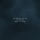 Vierkant geboortekaartje donkerblauwe wolkjes hartjes goud 2