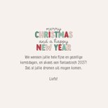 Vierkant kerstkaartje met kleurrijke typografie en foto 3