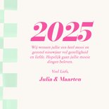 Vrolijk nieuwjaarskaartje 2025 is here groen geblokt 3