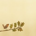 Warme herfstige zomaar-kaart met blad, eikels en roodborstje 2