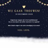 Winterse Save the Date kaart met 2 corgi honden en lampjes 3