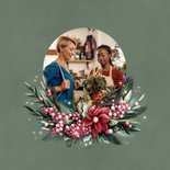 Zakelijke kerstkaart met waterverf krans bloemen en besjes 2