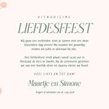 Zomerse uitnodiging liefdesfeest met kersjes oranje 3