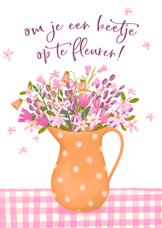 Beterschapskaart met vaas met kleurige veldbloemen