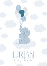 Feestelijk geboortekaartje met olifant wolken en ballonnen