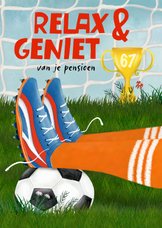 Felicitatiekaart met voetbalschoenen en een beker