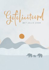 Felicitatiekaartje met een landschap met olifantjes blauw