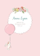Geboortekaart meisje met konijn, ballon en bloemen