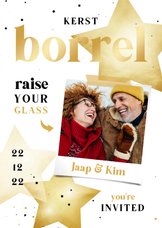 Kerstkaart zwart wit goud kerstborrel met sterren