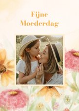 Moederdagkaart met foto en vrolijke kleurrijke bloemen
