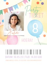 Party Ticket vrolijk met ballonnen, slingers en confetti