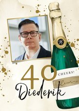Stijlvol moderne verjaardagskaart met champagne thema