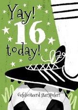 Stoere voetbal verjaardagskaart met voetbalschoen 