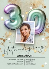 Uitnodiging verjaardag 30 jaar vrouw ballonnen