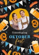 Uitnodigingskaart Oktoberfest foto illustraties bier krijt