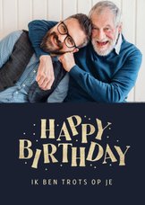 Verjaardagskaart happy birthday man confetti typografisch