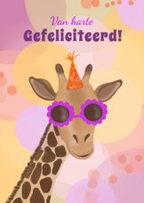Verjaardagskaart in retrostijl met giraf met zonnebril
